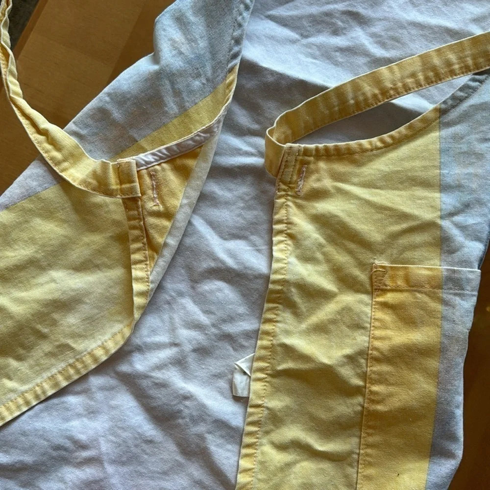 Vintage PABLO PICASSO MARIGOLD Ent. Apron rare yellow authorized by Heirs 1983